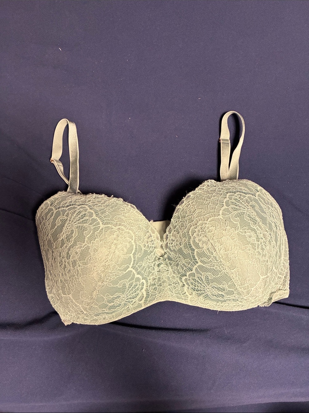VS Lace Molded Strapless, Wireless Convertible Bra - Sage Green